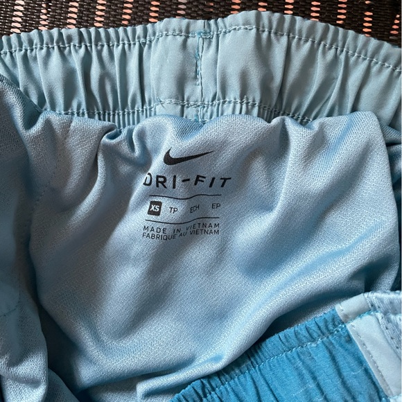 Turquoise Nike dri-fit running shorts, size x-small. Never worn! - Picture 2 of 4
